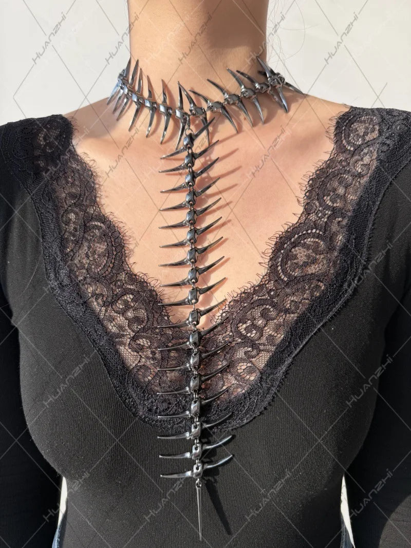 Unique Design Punk Style Spine Bone Back Chain Necklace Women Exaggerated Personality Retro Hip Hop Body Chain Jewelry Gift