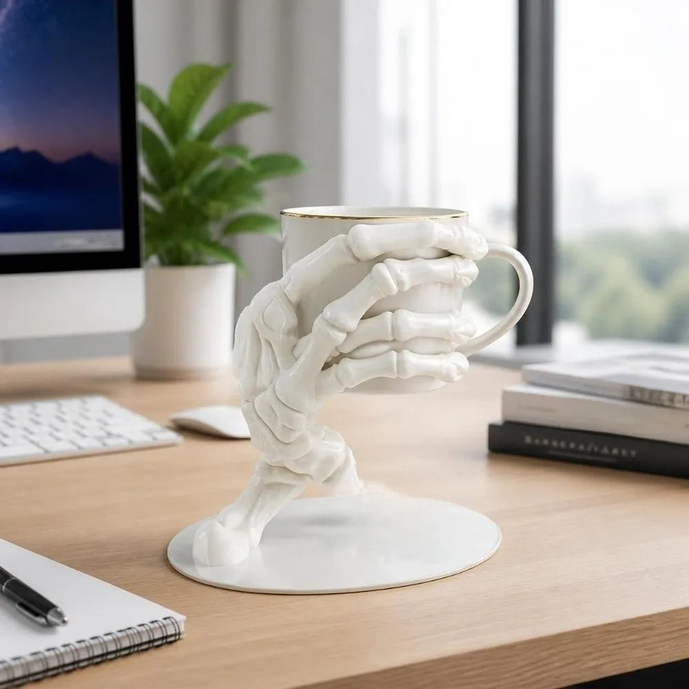 Home Decor 3D Printed Skeleton Hand Statue Ornaments Gothic Style Halloween Decorations Skull Claw Desktop Decoration Office
